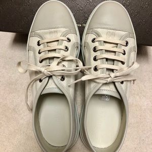 Authentic GUCCI Canvas sneakers. Like new